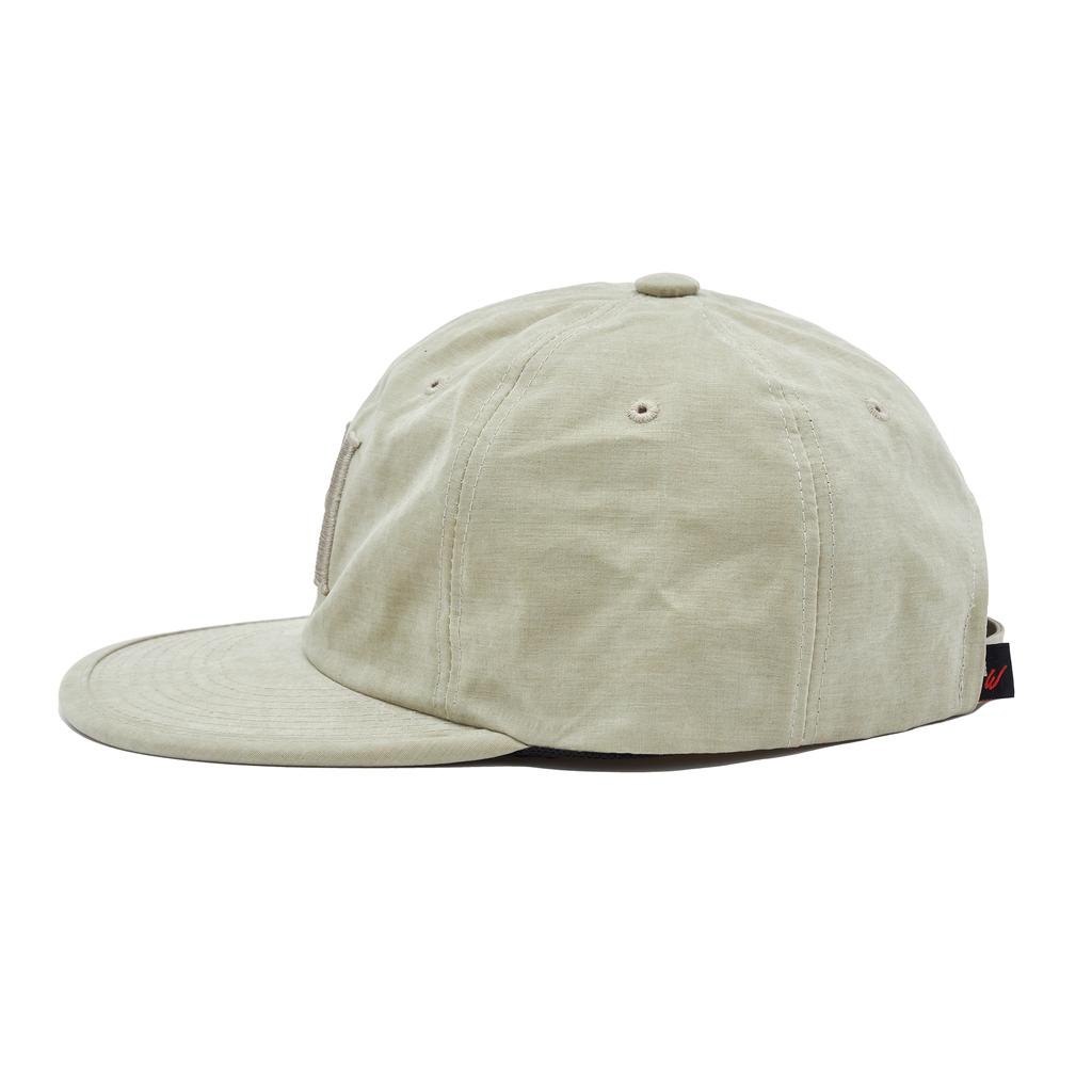 Haedeulaebseu Unisex H Embossed 6-Panel Ivory