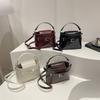 Single-shoulder Crossbody Bag with Solid Color and Large Capacity, Featuring High-quality Texture