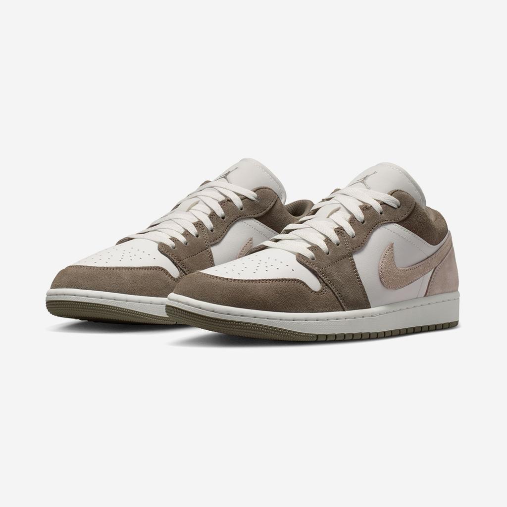 Jordan Low-Top Lifestyle Sneaker [553558-046]