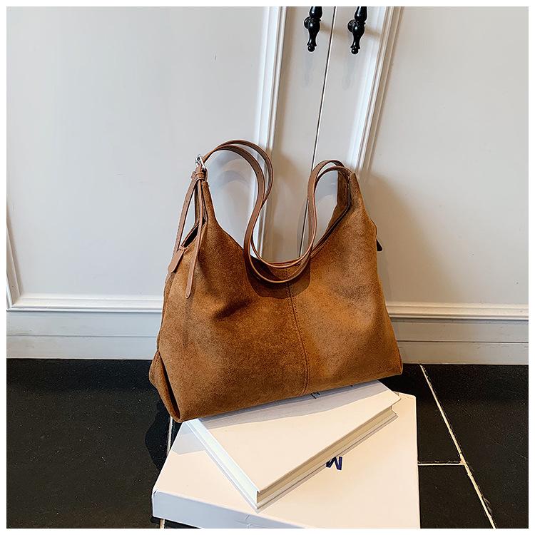 

Women s Large Capacity Deerskin Suede Tote Bag - Trendy Autumn/Winter Crossbody 2025