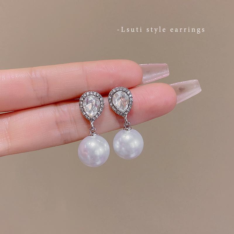 Flash diamond water drop pearl earrings women's high-end sense niche unique explosive earrings New light luxury ear jewelry