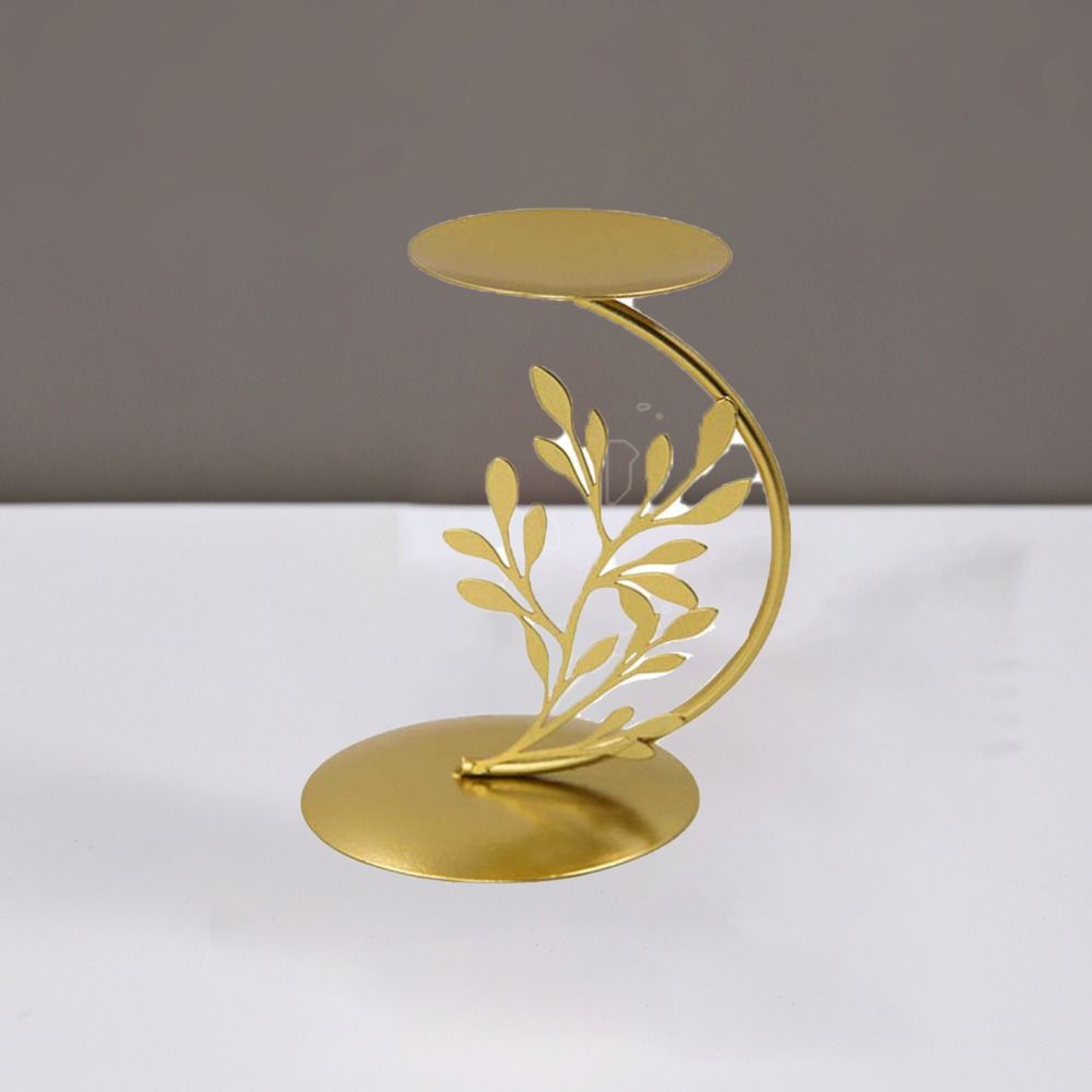 Romantic Rust-proof Leaves Candlestick Stand Exquisite Small Gold Candle Holder Modern Desktop Candlestick Ornaments Table