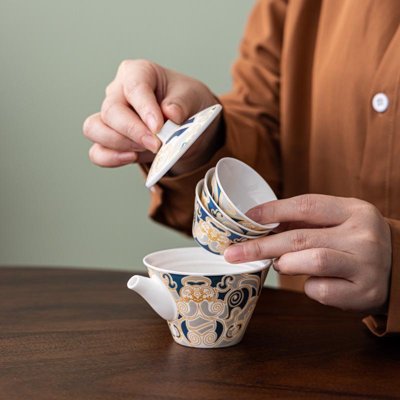 Ceramic Portable Travelling Teapot Teacup Tea Set Outdoor Camping Household Kung Fu Tea Set One Pot Three Cups Teaware Set New