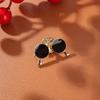 Cartoon Sunglasses Brooch: Cute Personality Badge for Backpacks, School Uniforms, and Couples.