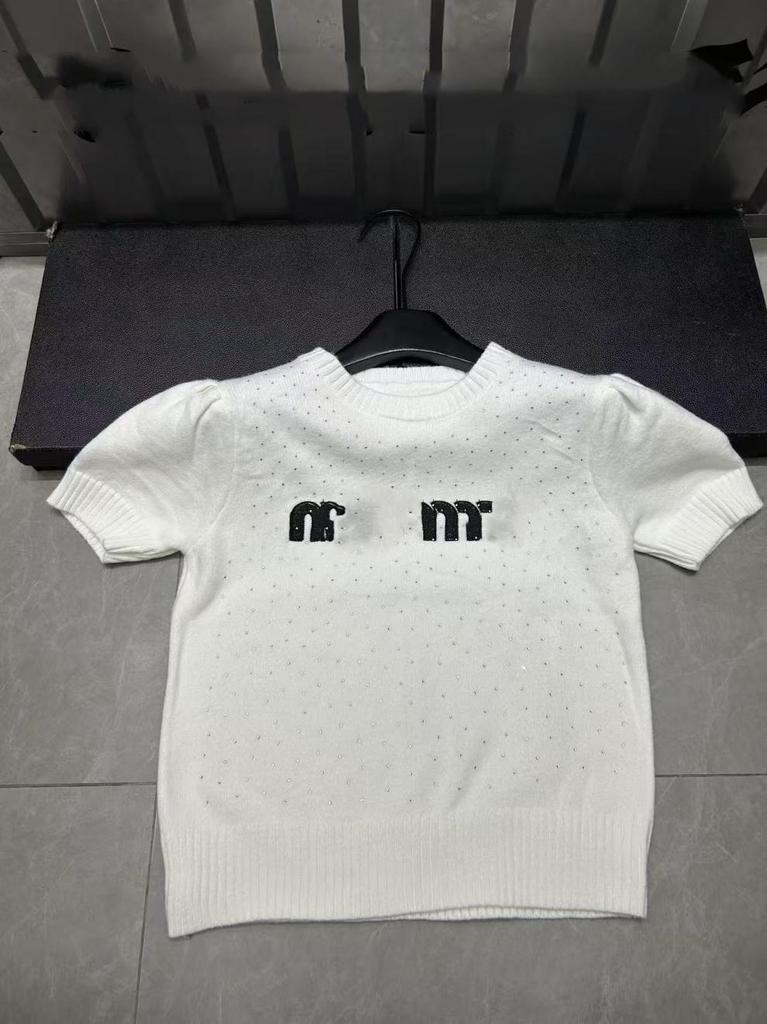 Miu Style 2026 Spring Rhinestone Round Neck Knit Pullover: Short-Sleeve, Age-Reducing, Casual, Versatile Top