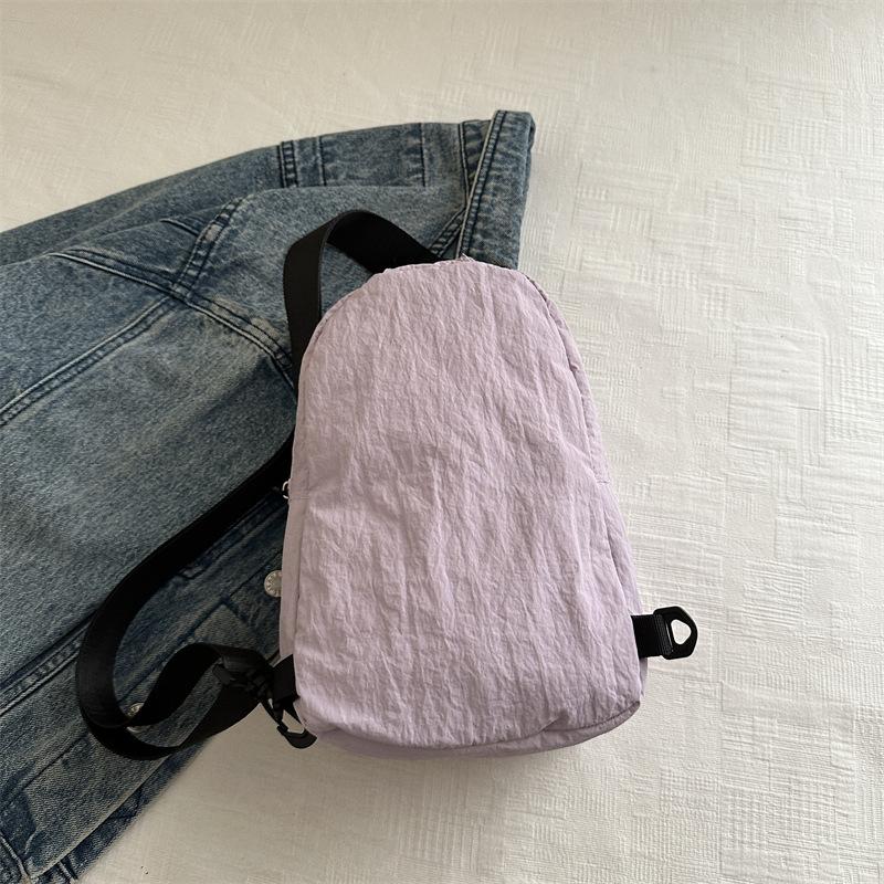 This year's popular solid-color bag women's 2025 new breast bag trendy sports single shoulder simple oblique span casual mobile phone bag