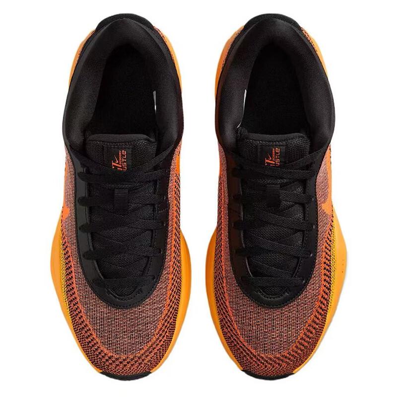 Nike GT. Chaussures de basketball pour hommes Hustle Academy