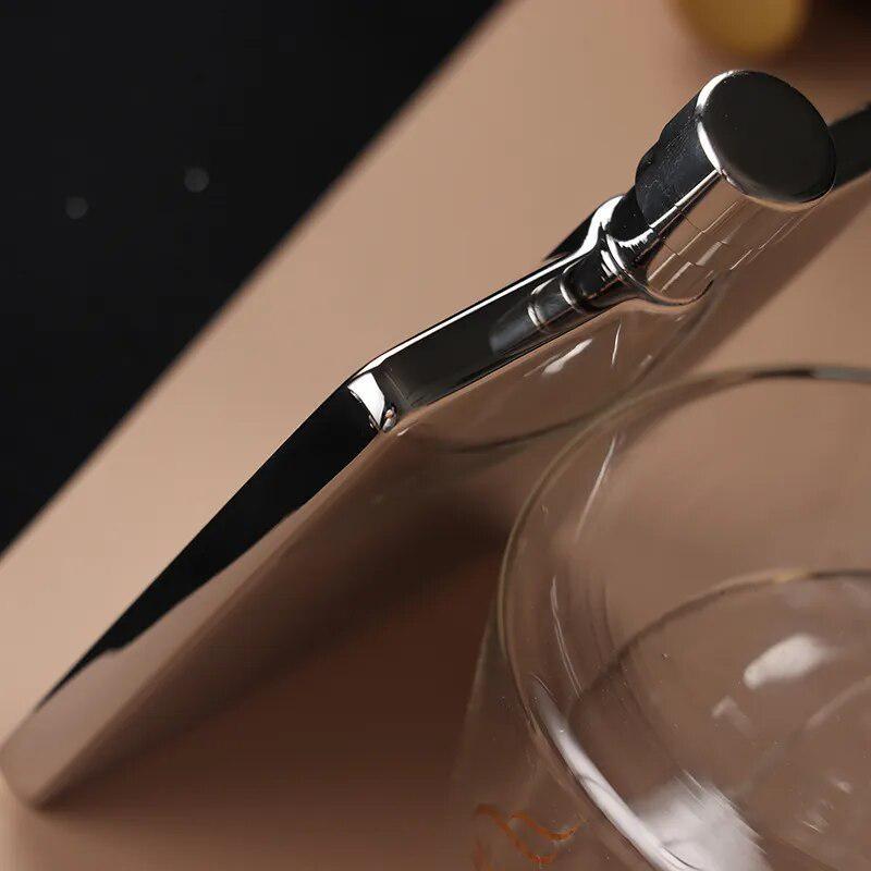 4oz Flat Vodka Hip Flask Stainless Steel Portable +Funnel  4pcs 30ml Shot Cup Camping Flagons Liquor Whiskey Bottle Men Gift