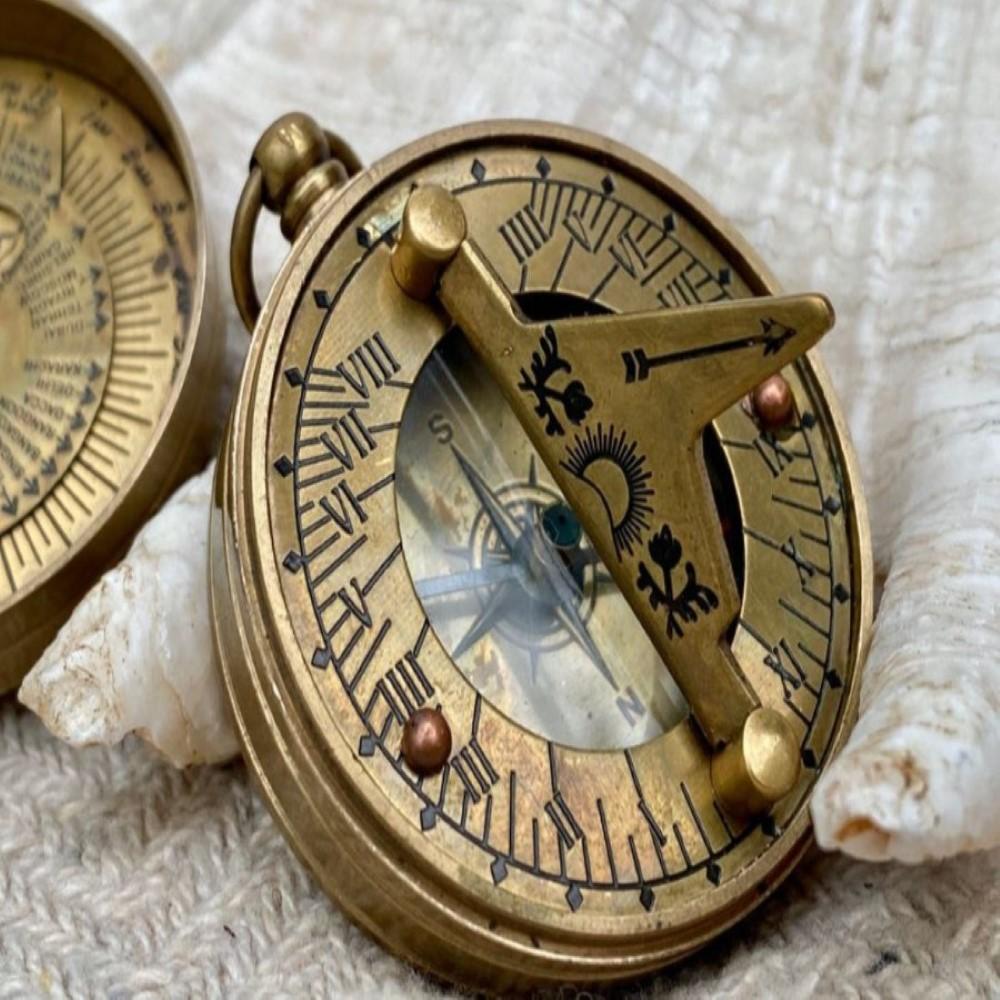 Handmade Brass Pocket Compass with Sundial – 5 cm Diameter | Royal Memorabilia | Steampunk Style | Queens Coronation Commemorative