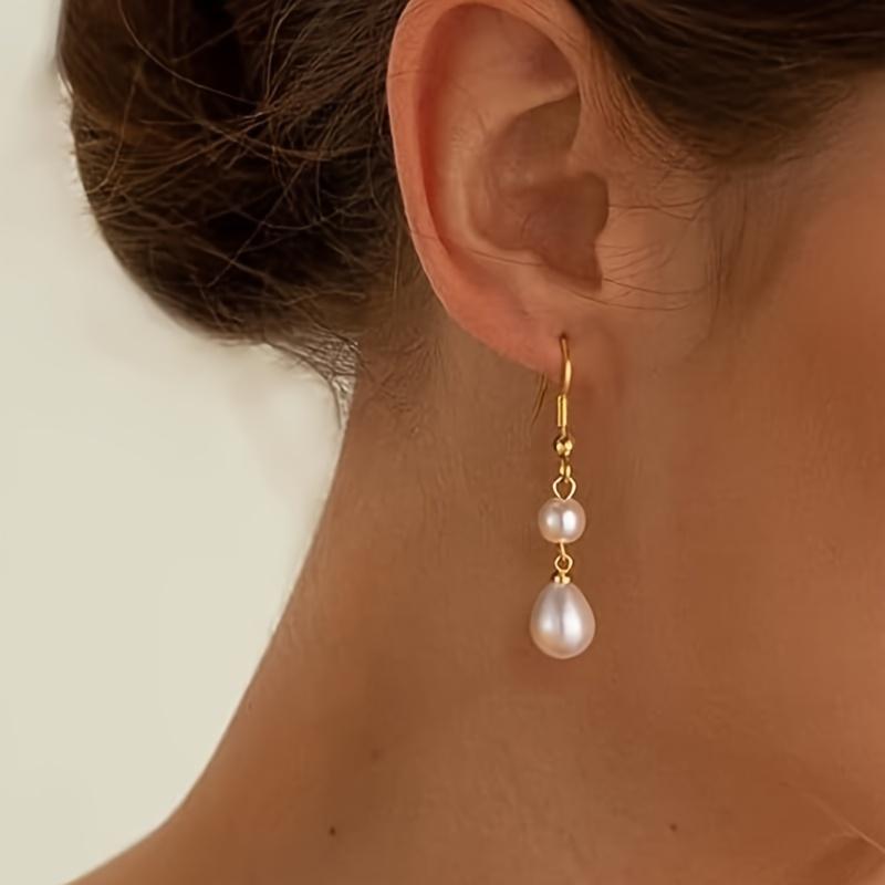 A Pair of Elegant Teardrop Imitation Pearl Earrings, Simple Graceful Design for Women – Suitable for Daily,Anniversary. Wonderful Gift for Her
