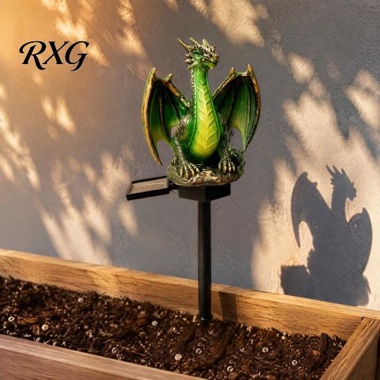 Gothic Style Garden Decoration Solar Dragon Light, Waterproof Medieval Statue Lamp, Eco Friendly Resin Animal Lighting Outdoor Fantasy Decor for Patio