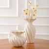 High-End French Ceramic Vase for Minimalist Living Rooms – Artful Dried & Hydroponic Flower Arrangement