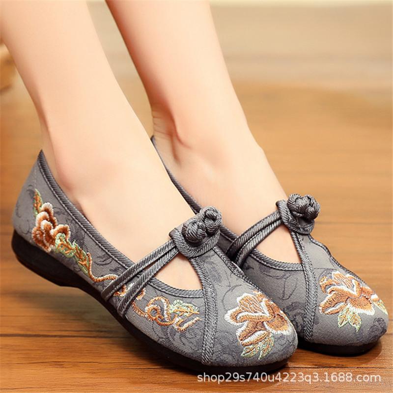 Vintage Traditional Style Women Soft Loafers Spring Autumn Slip on Cotton Fabric Flats Comfort Chinese Embroidered Shoes