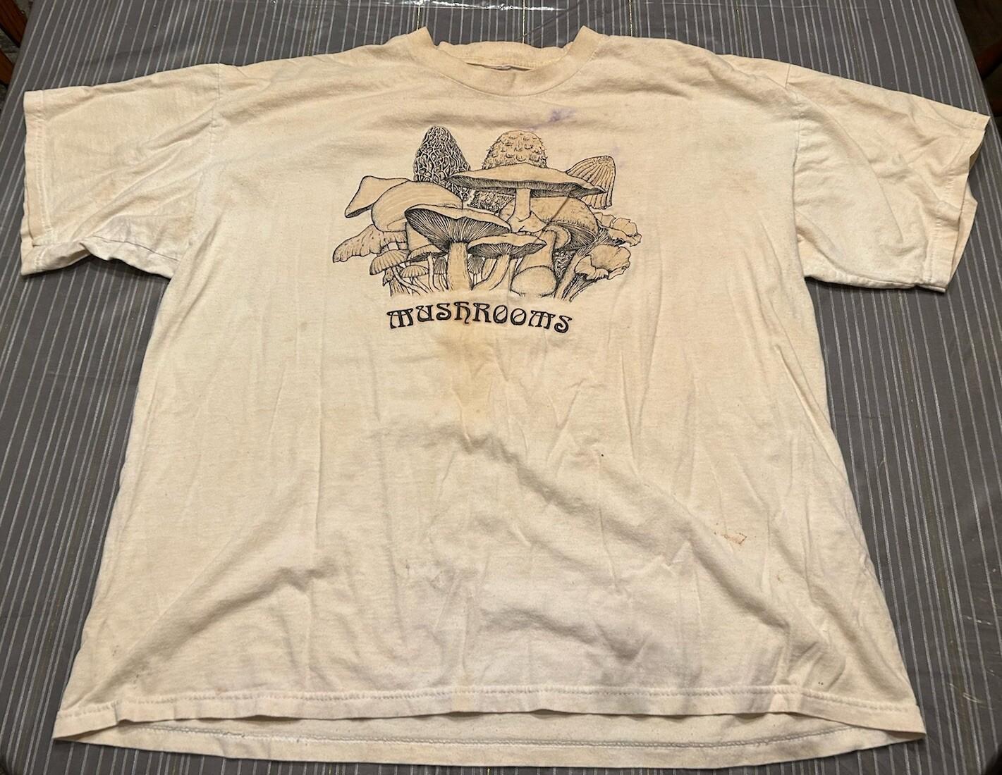 Vintage 90s Mushroom T-shirt Hunter Fungi Fungus Psychedelic Medium Shrooms Rare XXXL