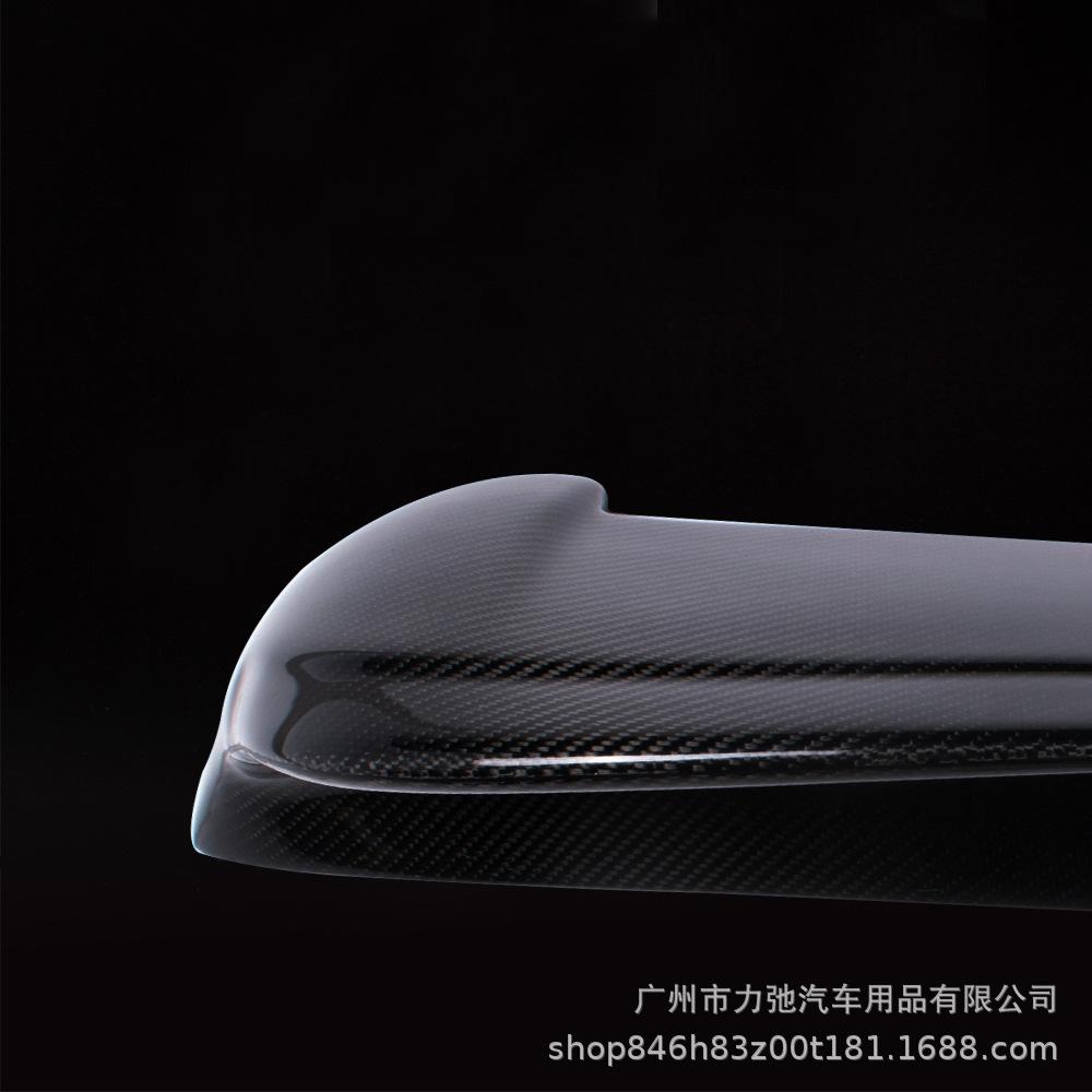 Toyota Hiace 200 Series Carbon Fiber SAD Style Rear Wing Spoiler for Flat Top Narrow Body