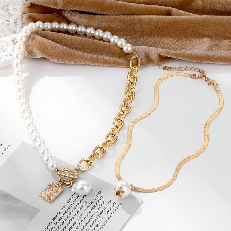 Vintage Baroque Pearl Square Pendant Necklace Alloy Pearl Splicing OT Buckle Stacked Necklace Women's Luxury Jewelry Necklaces