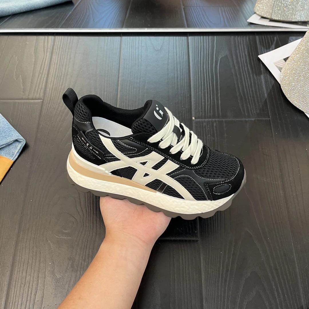 

inner height increase 8cm German training shoes women s 2025 spring and summer thick-soled versatile mesh Forrest Gump shoes casual sports shoes 34 чёрный