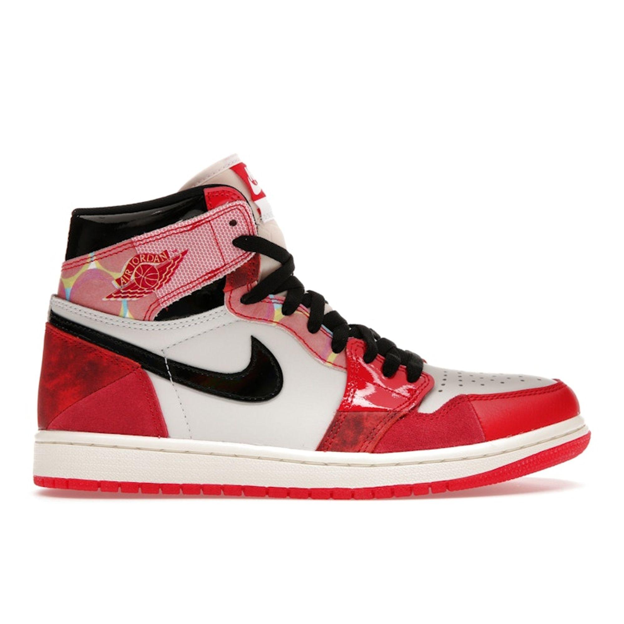 

Кроссовки унисекс Marvel x Air Jordan 1 Retro High OG Next Chapter Red University-Red Black DV1748-601 36