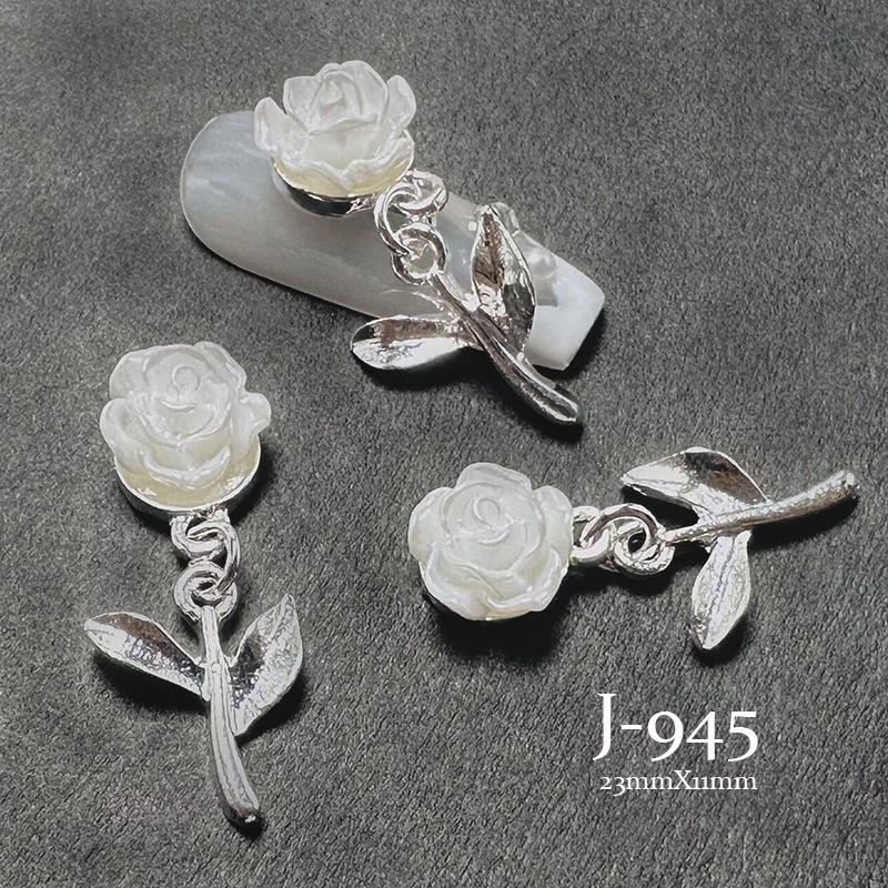 Trending Nail Art Alloy Camellia Pendant: Drip Oil Love, Black & White Rose, Color Edge Flower, Tassel Nail Diamond.