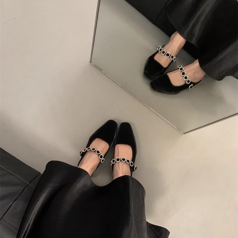 

2025 Новая Мода Весна Тупой Носок Женские Туфли Мэри Джейн Модная Хрустальная Пряжка Повседневные Танцевальные Вечерние Выпускные Туфли Тапочки 35 чёрный