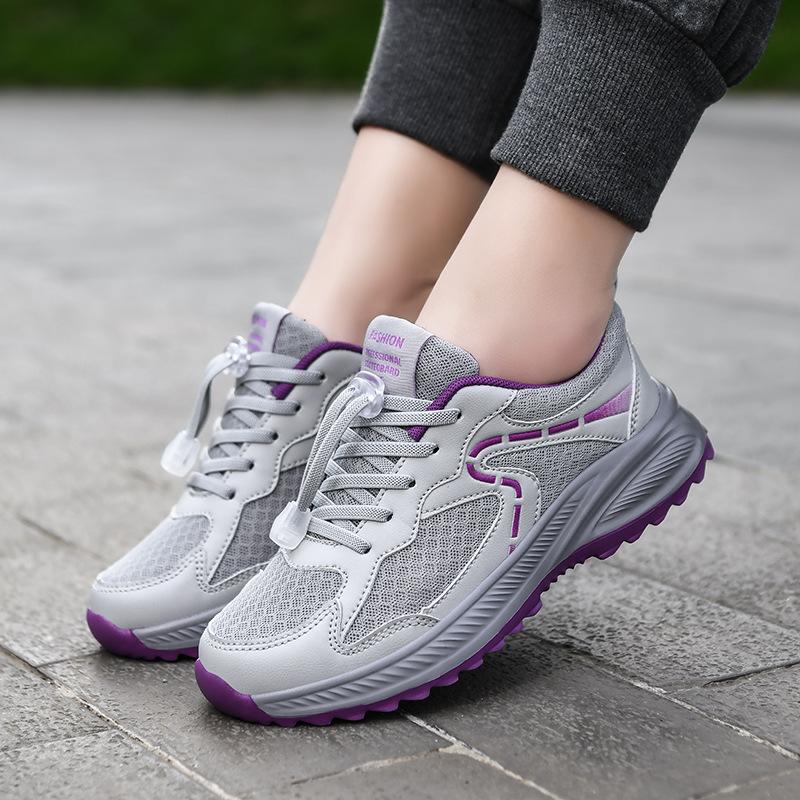 Spring and Autumn new shoes, Chinese walking shoes, non-slip soft-soled breathable mother shoes, travel and leisure sports shoes