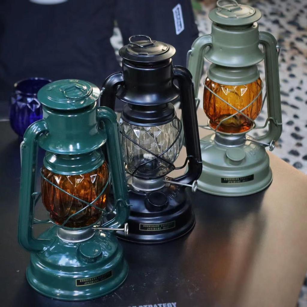 Lantern Marsh Oil Lantern, Kerosene Lantern, Portable Lighting for Outdoor Camping, Hand Lantern, Vintage Lantern (Dark Green)