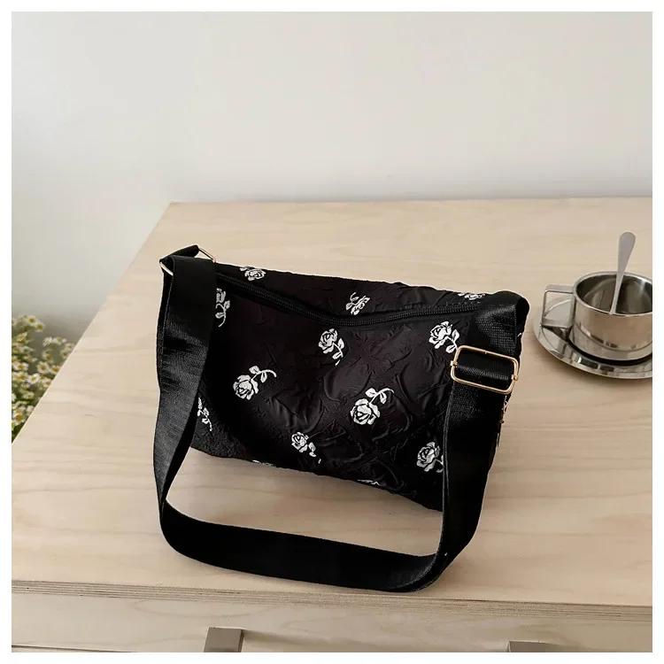 

Детская сумка-мессенджер с цветочным принтом, красивая, модная, простая, ручная, женская сумка через плечо, сумка для мам и детей one size чёрный