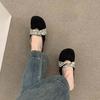 Elegante Ballerinas Schuhe Weicher Feenstil Samt Mary Janes Französisch Vintage Freizeit Gummisohle Erwachsenenschuhe vom Festland