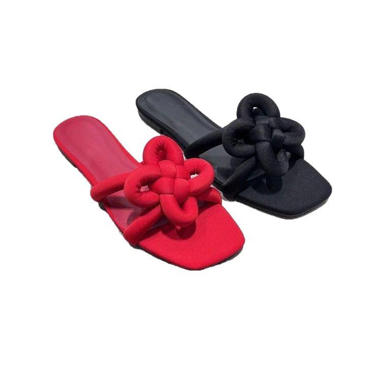 2025 Dámské sandály z pravé kůže červené s čínským uzlem - Čtvercová špička, Jednopáskové, Ležérní, Pro venkovní nošení