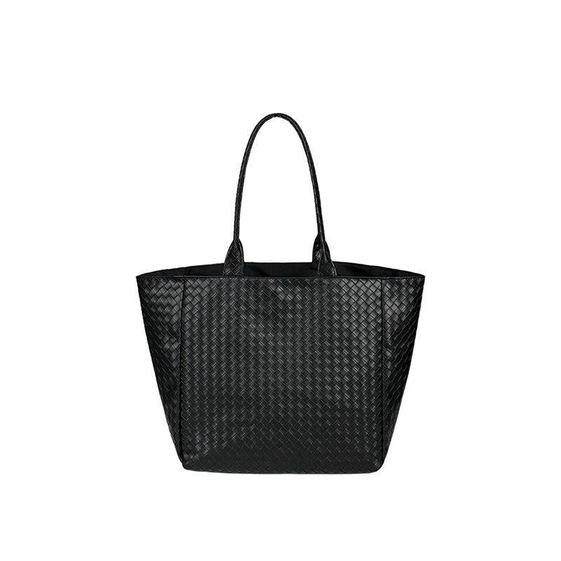 New Large-capacity Soft Leather Woven Bag Korean High-end Niche Shoulder Bag Commuter Tote Bag