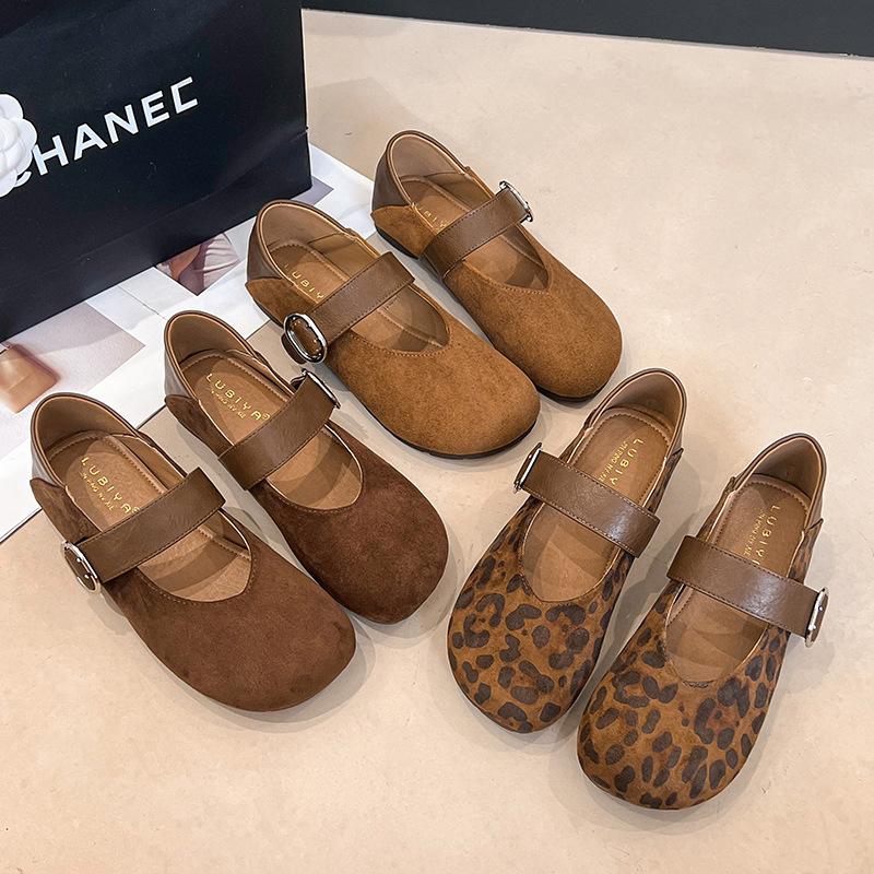 Korean Version of Suede with Leopard Print Mary Jane Shoes for Women's 2025 Autumn Retro Inner Height Increase Soft Sole Shallow Mouth Single Shoes