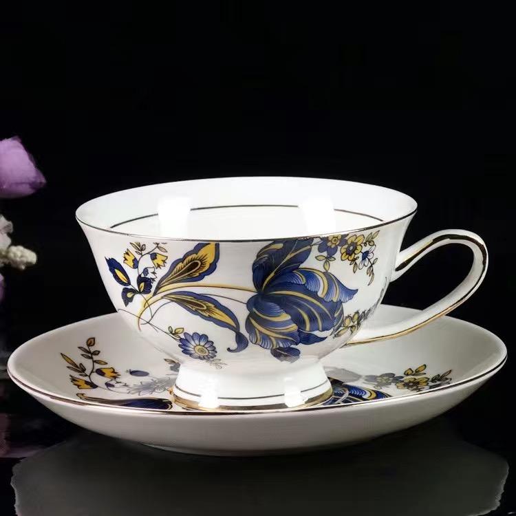 

Кофейная чашка в европейском стиле, тарелка, набор из двух предметов, роскошная кружка, чашка для воды, кофейная чашка, чашка для молока, чашка для завтрака, послеобеденный чай, цветочный чай