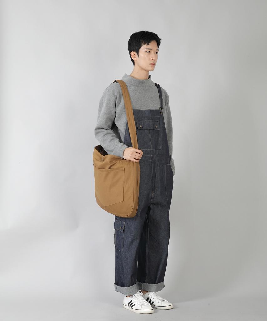 Saintcrew Round Volume Pentagon Pocket Crossbody Bag Rvp-150 Camel
