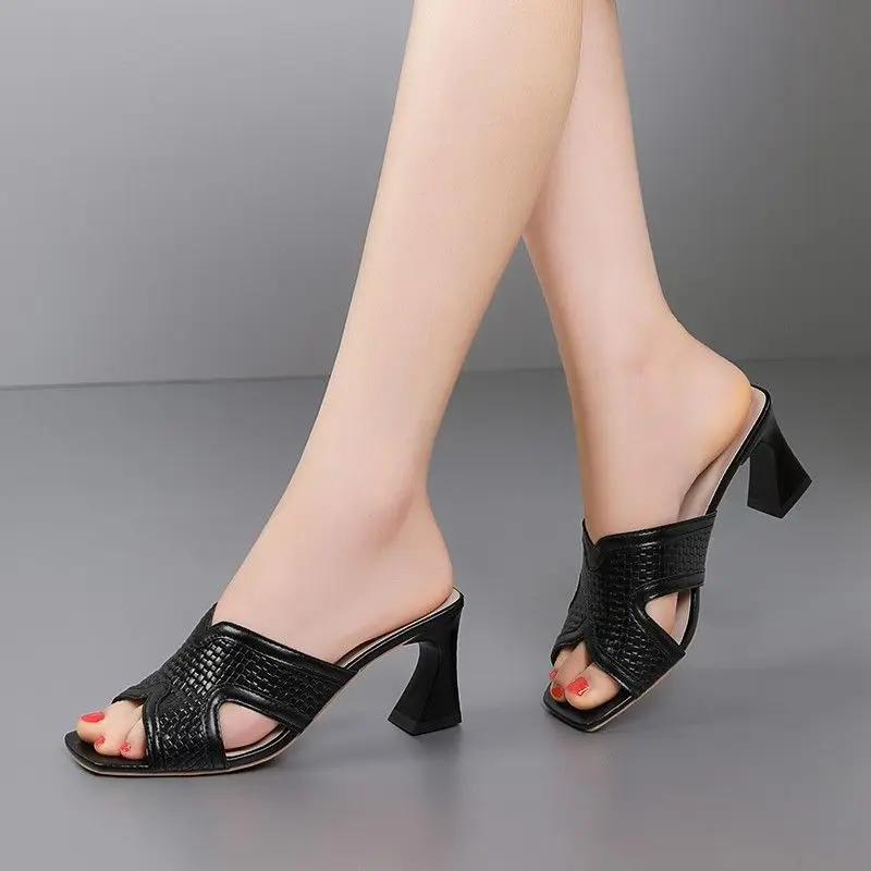 

Шлепанцы Высота платформы Толстые Женские Тапочки и Женские Сандалии Резиновые Легко Носить Удобные Элегантные 2024 Тренд Обувь Нового Стиля 34