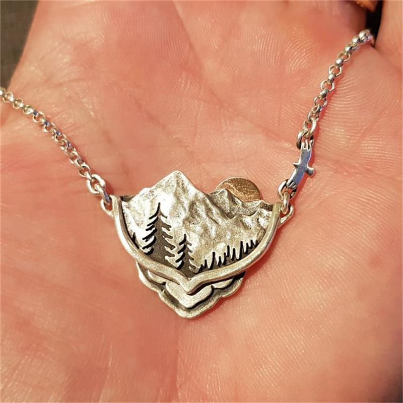 Vintage Mountain Decor Antique Silver Color Choker Pendant Necklaces for Women Creative Jewelry Gift Wholesale