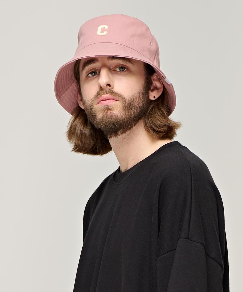 CARGOBROS Cb Logo Round Bucket Hat (Pink)