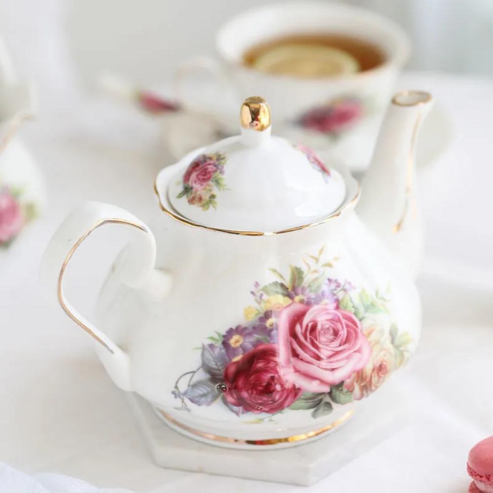 Noble Bone Kina tekanne 500 ML Pink Camellia Kaffekannesett Hjem Høykvalitets porselenskjele kanne Party Cafe Teaware Tea Pot Puer