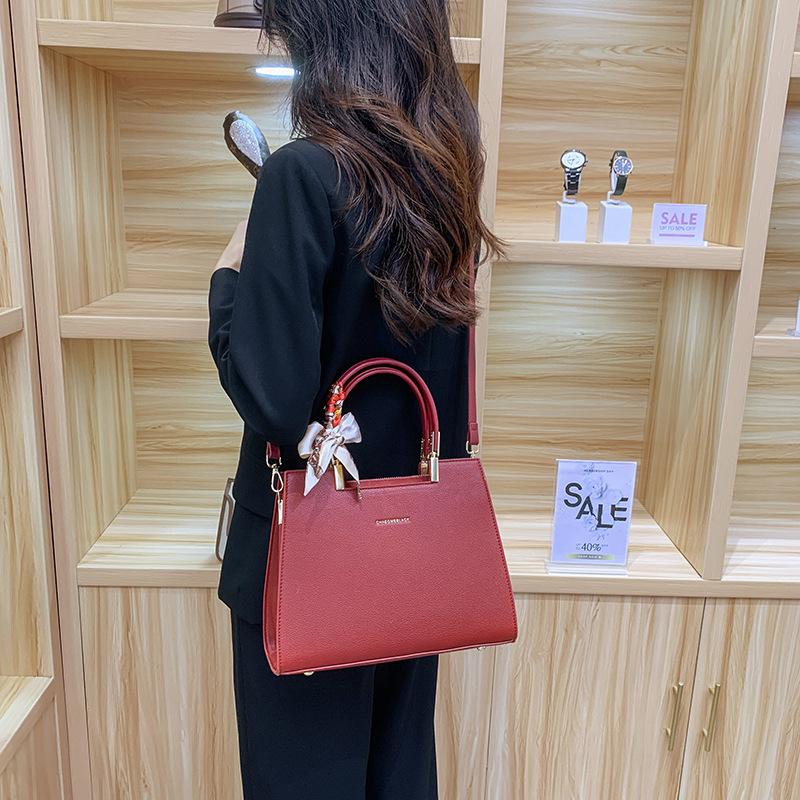 Women's Bag Gifts for Mother's Day  New Spring and Summer Style  Women's Large Capacity One Shoulder Handbag