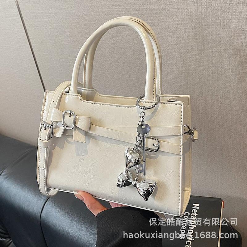 Premium Sense Niche Bag Women's Spring and Summer 2025 New Retro Shoulder Messenger Bag Casual Women's Portable Tote Bag