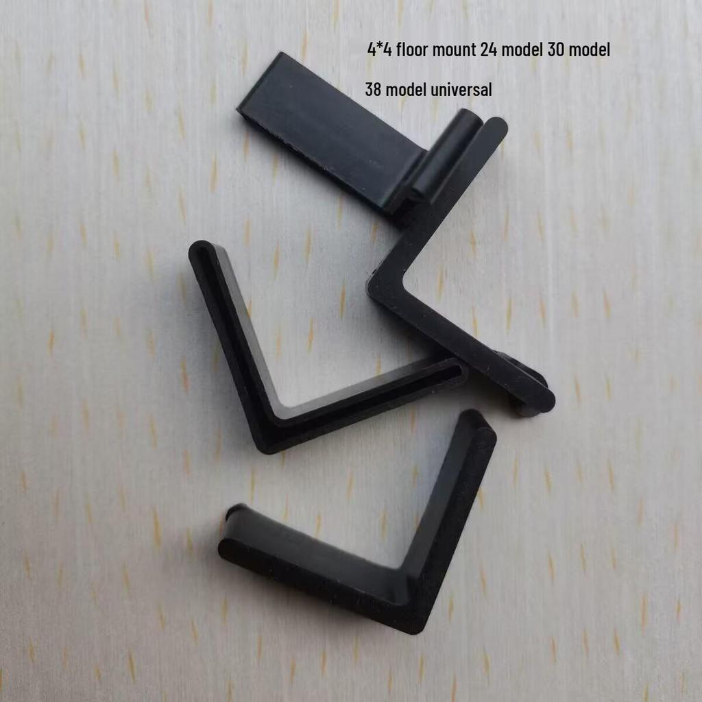 Akcesoria do półek z kątowników: Śruby, Płyty Trójkątne, Podkładki pod Nogi, Śruby M6M8, Plastikowe Ochraniacze na Nogi