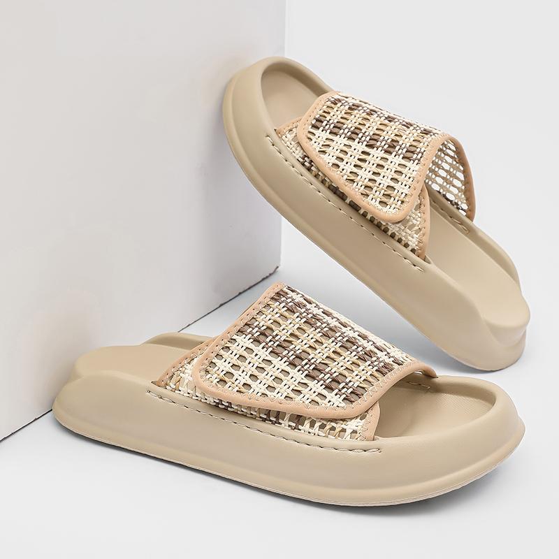 Fashion New Men's Breathable Mesh Slip-On Walking Shoes Lightweight Comfortable Outdoor Slippers Non-Slip Casual Sports Sandals for Men