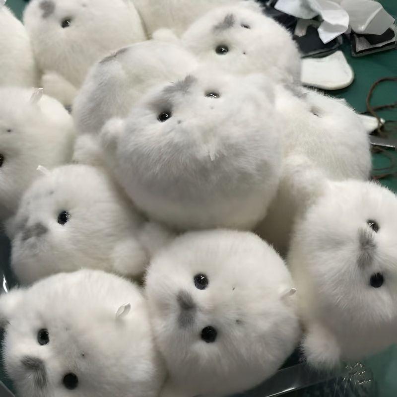 Cute Plush Baby Seal Pendant Keychain Realistic Ocean Animal Doll Ornament Creative Gift Decoration