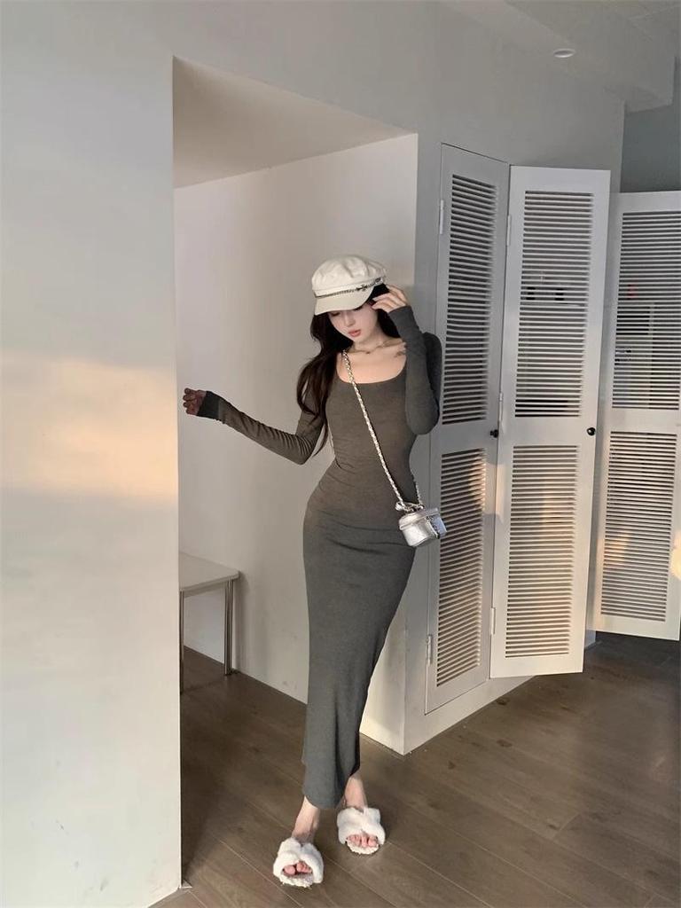Women's Gray Long-Sleeved Square Neck Mermaid Dress - Spring 2026 Collection