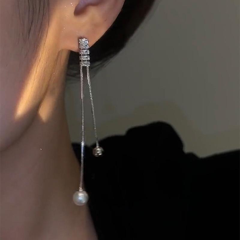 Rectangle tassel pearl earrings ins style personalized light luxury stud earrings fashionable new versatile earrings