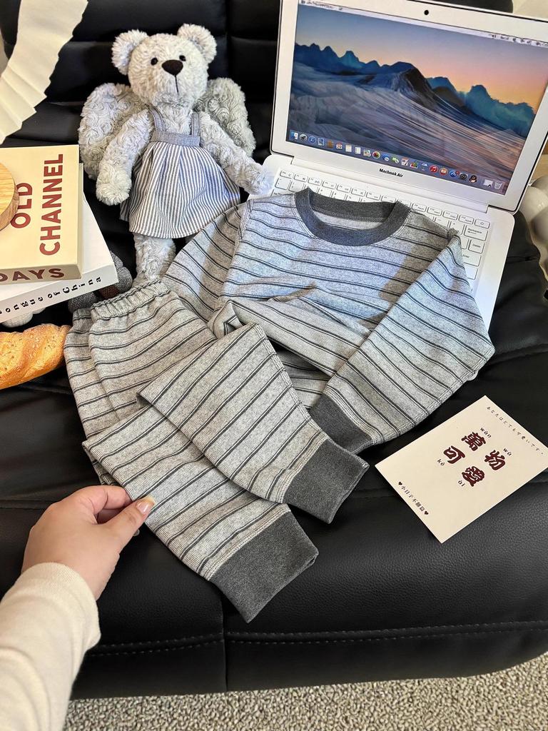 Children's Velvet Cotton Underwear Set: Thickened Autumn Striped Home Wear for Boys and Girls