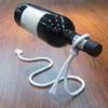 Creative Fashion Floating Red Wine Bottle Holder with Magical Rope Shape and Wrought Iron Electroplating
