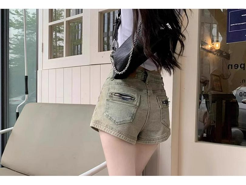 Spicy Girl High-Waisted A-Line Denim Shorts - Summer 2024 Retro Slimming Hot Pants for Women