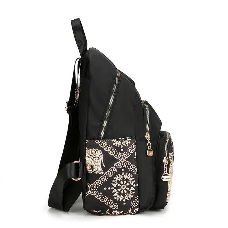 Nylonový dámský batoh Nová móda Horký Vodotěsný batoh Velká kapacita Cestovní taška