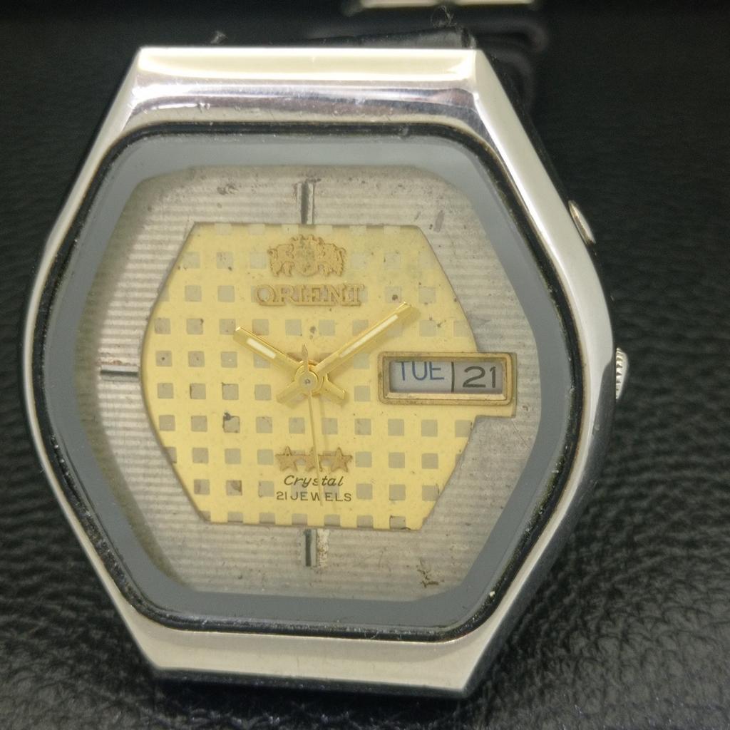 AUTOMATIC VINTAGE ORIENT JAPAN 46941 MENS ORIGINAL DIAL WATCH a700165-5 R201-a700165