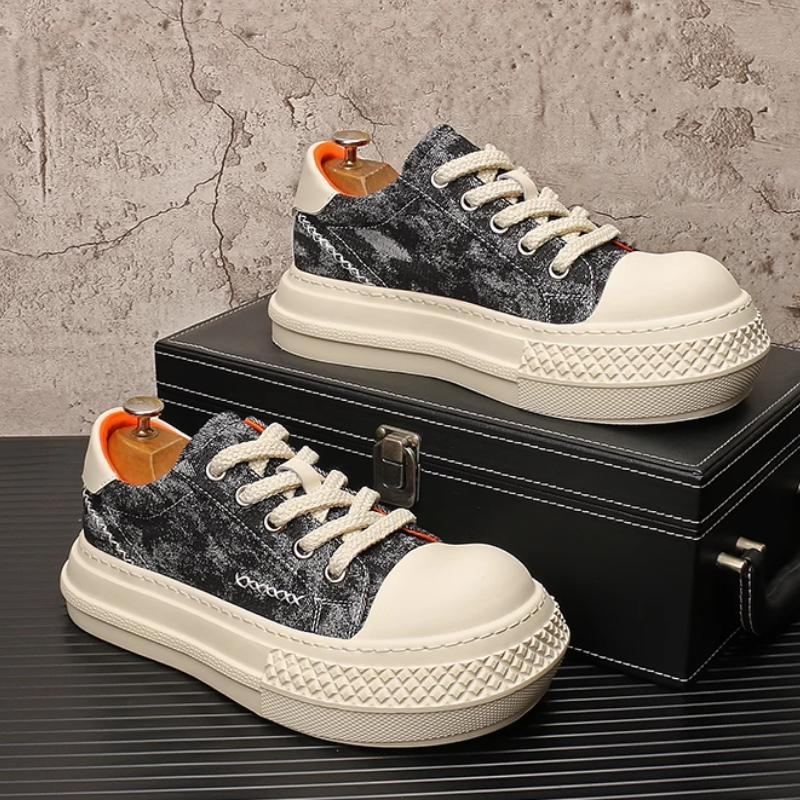 Fashion Thick-soled Board Shoes, Large-head Canvas Shoes, Fashionable Men's Shoes, Simple, Breathable and Casual Shoes B32